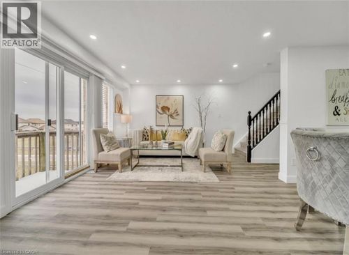 239 Red Clover Crt, Kitchener, ON, N2E4J5 | Card Image