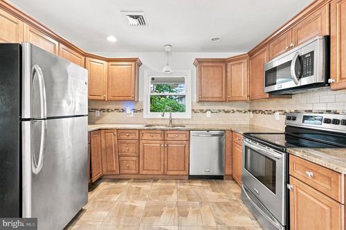 2 Barnwell Ln, Willingboro, NJ, 08046-1626 | Card Image