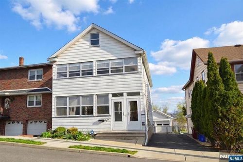 8 Witherspoon St, Nutley, NJ, 07110-3730 | Card Image