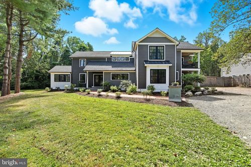 106 New Rd, ELVERSON, PA, 19520-9166 | Card Image