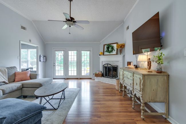 8703 Old River Rd, House other with 3 bedrooms, 2 bathrooms and null parking in Cordova TN | Image 5