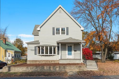 52 Oakland Avenue, Manchester, NH, 03109 | Card Image