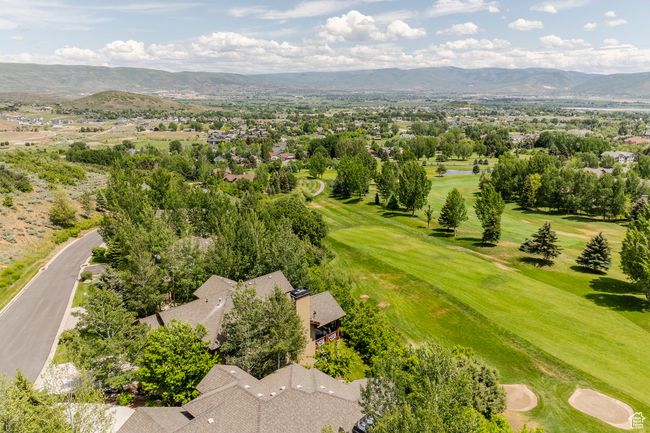 1085 Links Dr, House other with 6 bedrooms, 6 bathrooms and 2 parking in Midway UT | Image 42