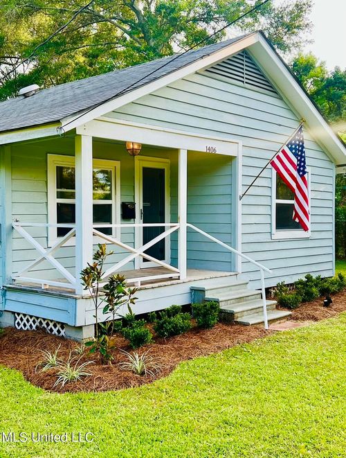 1406 Polk Ave, Pascagoula, MS, 39567-5069 | Card Image
