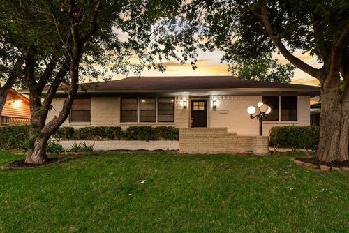 5706 Rocky Ridge Rd, Dallas, TX, 75241-1819 | Card Image