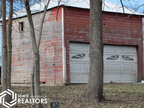 615 W Mill St, Davis City, IA, 50065-8702 | Card Image