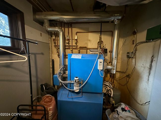 Downstairs boiler | Image 19
