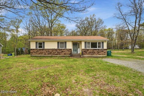 520 Hummingbird Court, Bushkill, PA, 18324 | Card Image