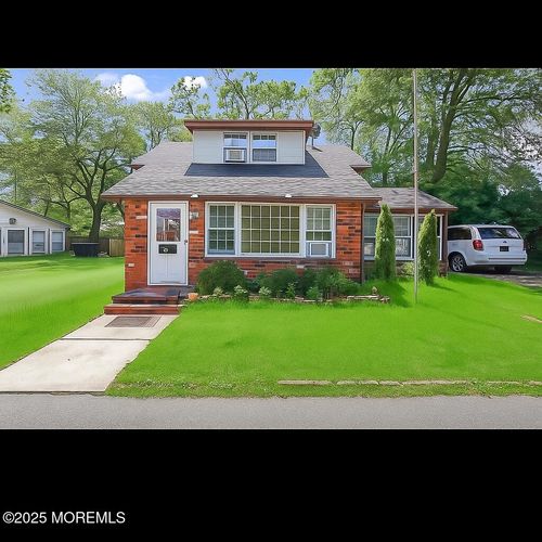 909 3rd Ave, WALL TOWNSHIP, NJ, 07719-3255 | Card Image