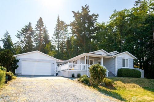 744 Shelter Bay Dr, La Conner, WA, 98257-9531 | Card Image