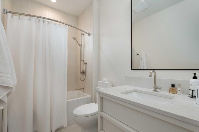 6918 Legare Dr Sw, House other with 4 bedrooms, 7 bathrooms and 3 parking in Calgary AB | Image 27