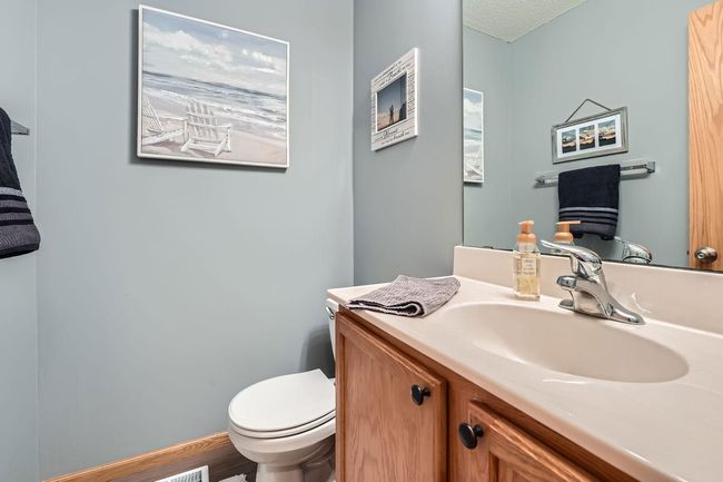 11285 16th St NE - Web Quality - 010 - 14 Bathroom.jpg | Image 9