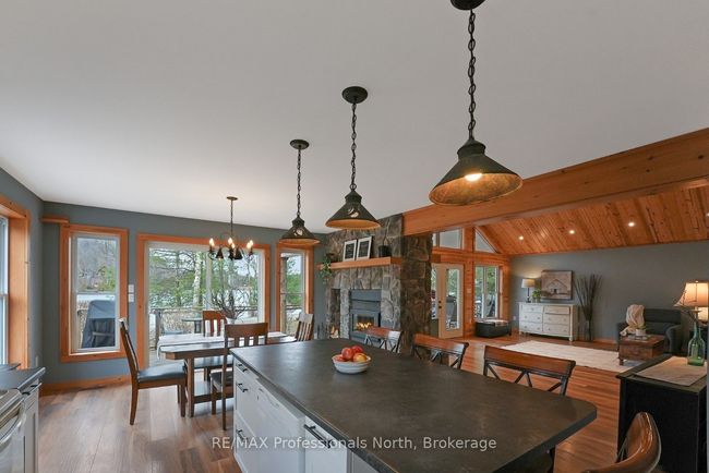 1055 Dark Lake Rd, House other with 3 bedrooms, 2 bathrooms and 6 parking in Haliburton ON | Image 12