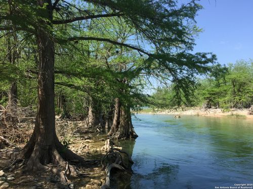 172 Bluff Trl, Dripping Springs, TX, 78620-3363 | Card Image