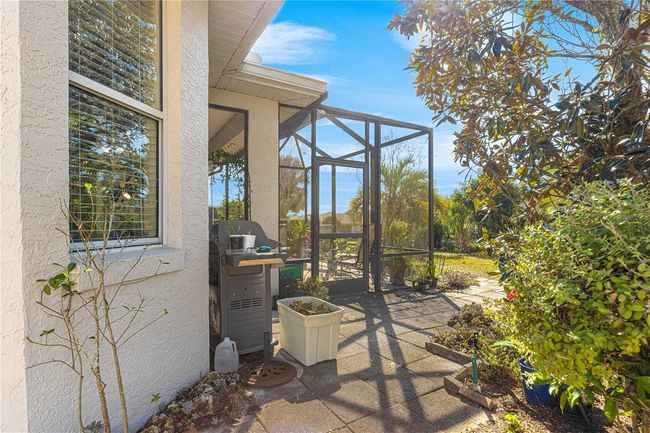 10055 Sw 90 Th Loop, House other with 2 bedrooms, 2 bathrooms and null parking in OCALA FL | Image 36