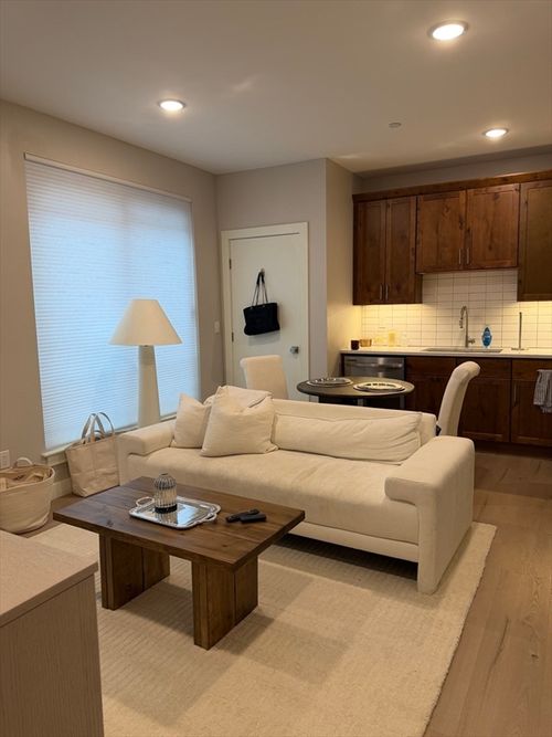 404-400 West Broadway, Boston, MA, 02127 | Card Image