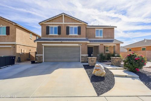 43106 Sondi Dr, Lancaster, CA, 93536-5661 | Card Image