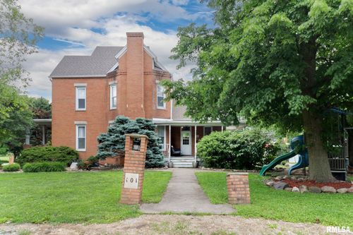 101 S Oak St, Lexington, IL, 61753-1455 | Card Image