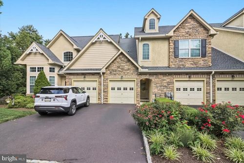 2463 Merri Claude Dr, EAST NORRITON, PA, 19401-1878 | Card Image