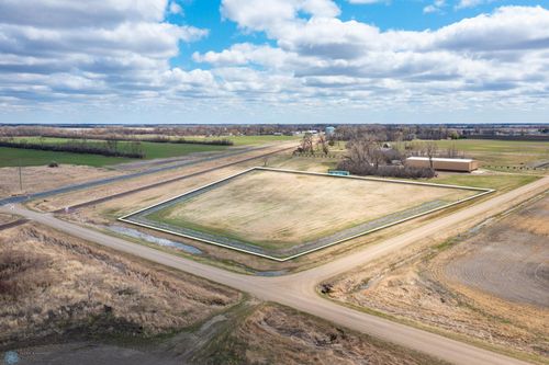 5904 166th Ave Se, Walcott, ND, 58077-9502 | Card Image