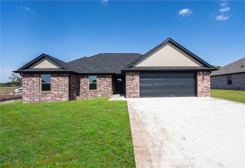 1117 Center Court Cir, Grove, OK, 74344-5150 | Card Image