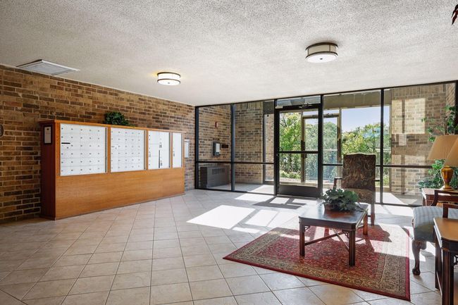 APT-306 - 2240 Midland Grove Rd, Condo with 2 bedrooms, 2 bathrooms and null parking in Roseville MN | Image 37