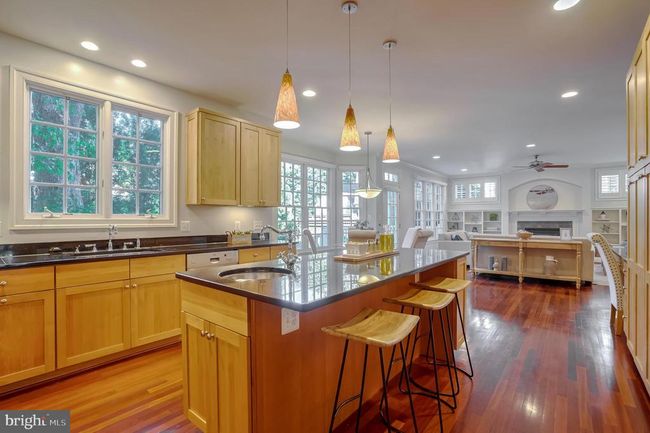 4501 Walsh St, House other with 7 bedrooms, 6 bathrooms and null parking in CHEVY CHASE MD | Image 12