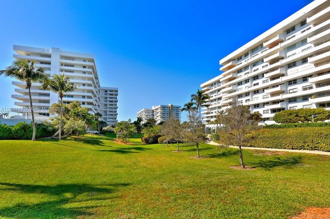 APT-1009 - 177 Ocean Lane Dr, Condo with 2 bedrooms, 2 bathrooms and null parking in Key Biscayne FL | Image 32