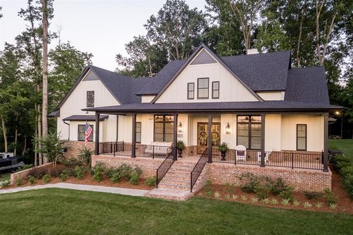 1767 Hazel Farms Ln, Bowling Green, KY, 42103-8464 | Card Image