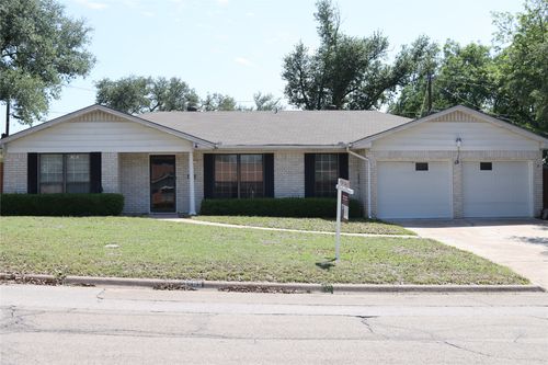 3205 Pin Oak Dr, Temple, TX, 76502-1727 | Card Image