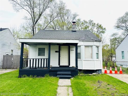 20520 Dresden St, Detroit, MI, 48205-1019 | Card Image