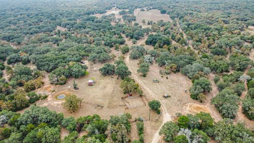 1089 County Road 120, Hallettsville, TX, 77964 | Card Image