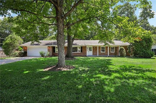 5560 Hugh Dr, Washingtn Twp, OH, 45459-1617 | Card Image
