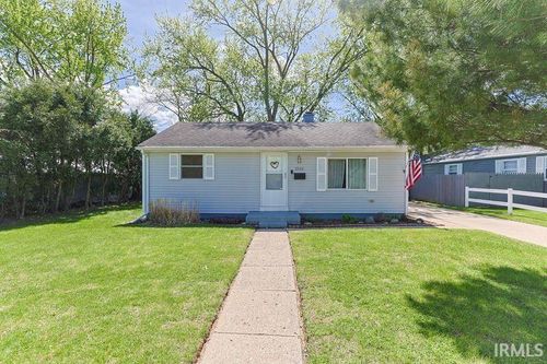 2515 Riverside Dr, South Bend, IN, 46616-2154 | Card Image