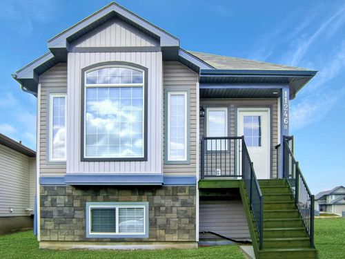 B - 11246 75 A Avenue, Home with 3 bedrooms, 1 bathrooms and null parking in Grande Prairie AB | Card Image