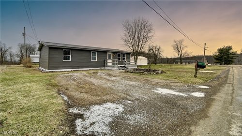 38069 County Road 33, Warsaw, OH, 43844-9593 | Card Image