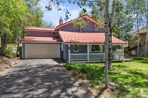 862 Douglas St, Steamboat Springs, CO, 80487-5322 | Card Image