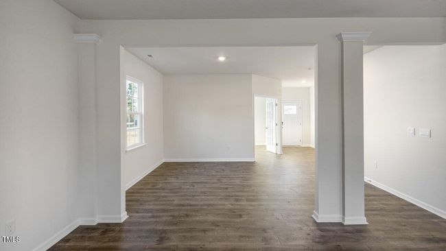 Formal Dining Area | Image 6