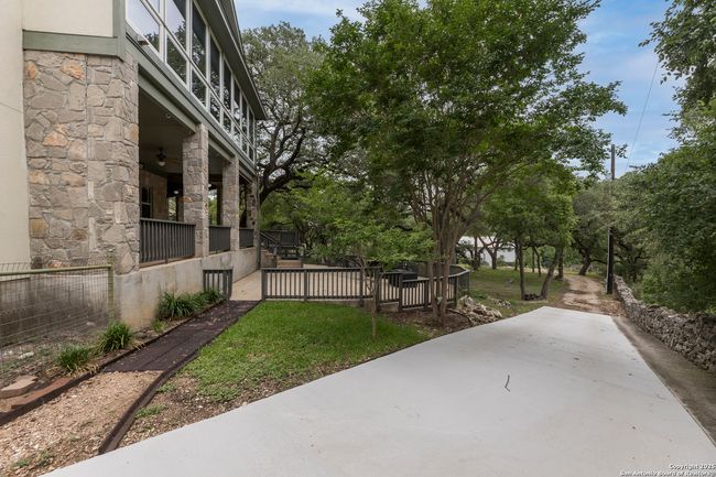 Driveway | Image 4
