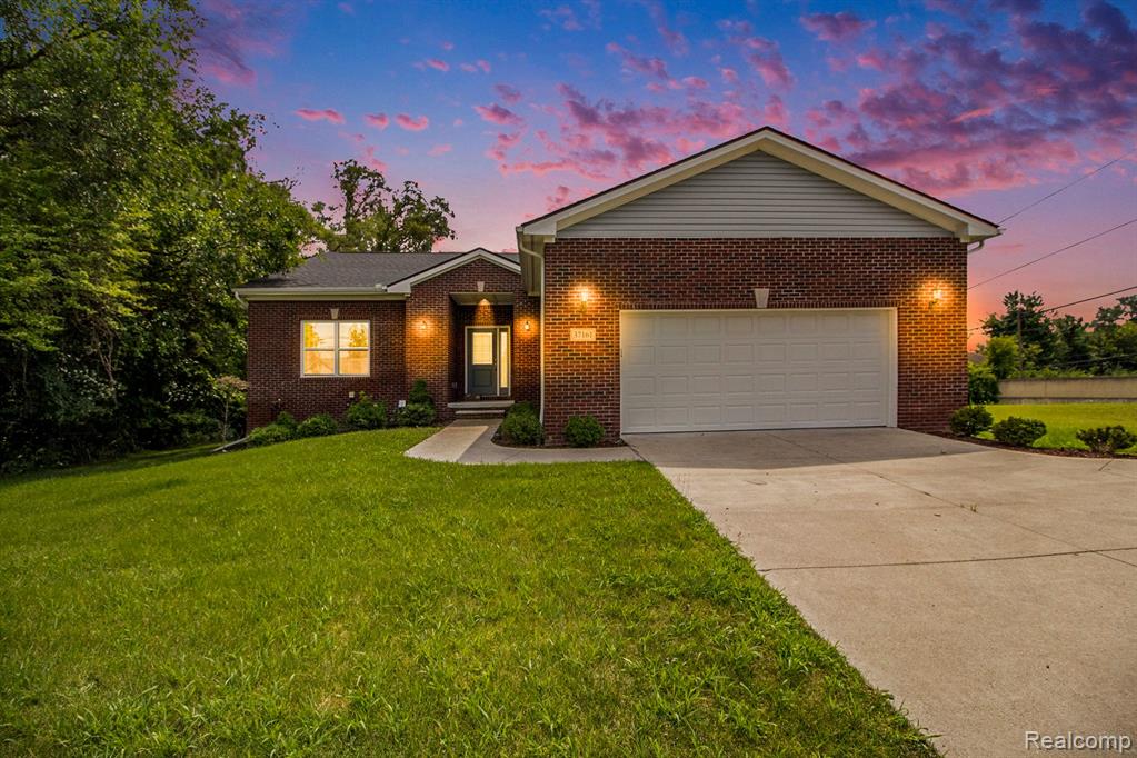 Joy Rd, Westland, MI 48185