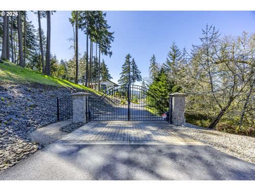 4048 Eagle View Dr, Eugene, OR, 97405 | Card Image