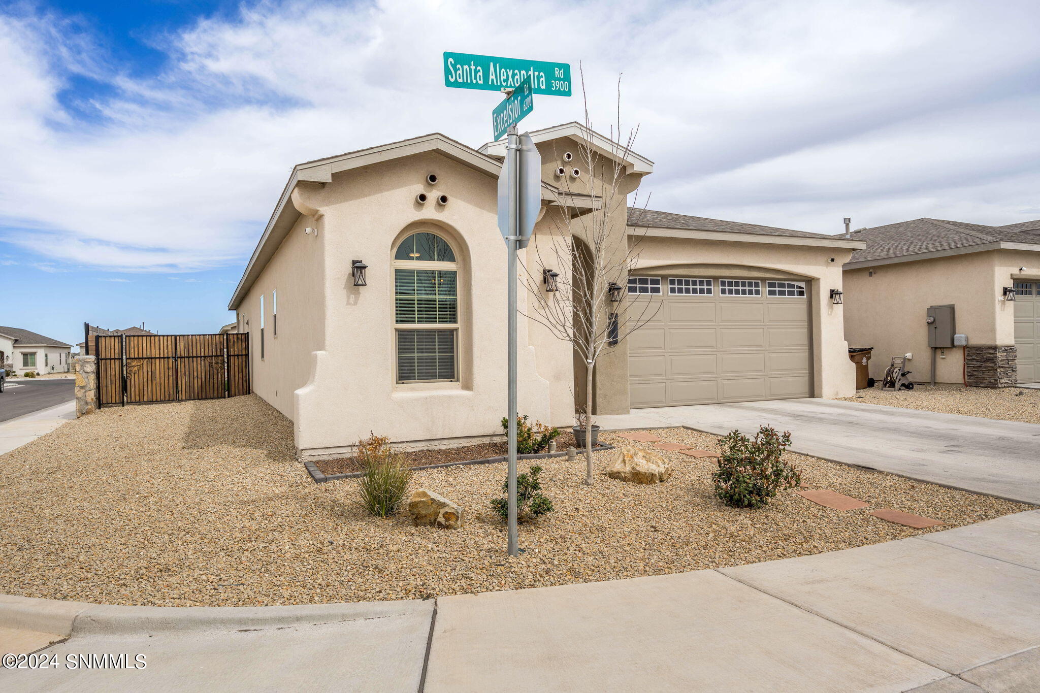 Santa Alexandra Rd, Las Cruces, NM 88012
