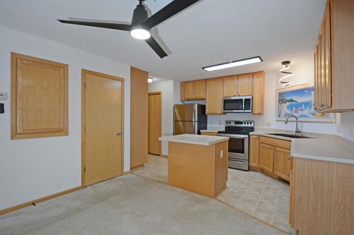 17565 69th Pl N, Maple Grove, MN, 55311-3026 | Card Image