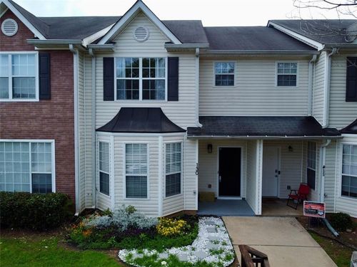 130 Hawkeye Ln, Conyers, GA, 30012-3676 | Card Image