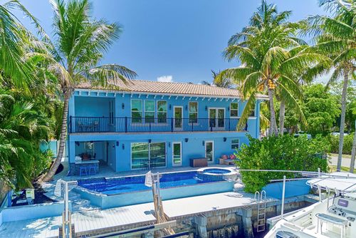 100 Neptune Dr, Hypoluxo, FL, 33462-6020 | Card Image