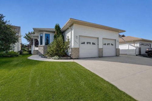 10659 81 Ave, Grande Prairie, AB, T8W2J8 | Card Image