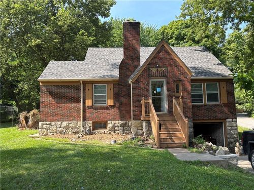 4333 Victory Dr, Kansas City, KS, 66102-1856 | Card Image