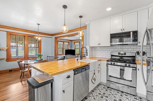 2630 Ulysses St Ne, Minneapolis, MN, 55418-3048 | Card Image