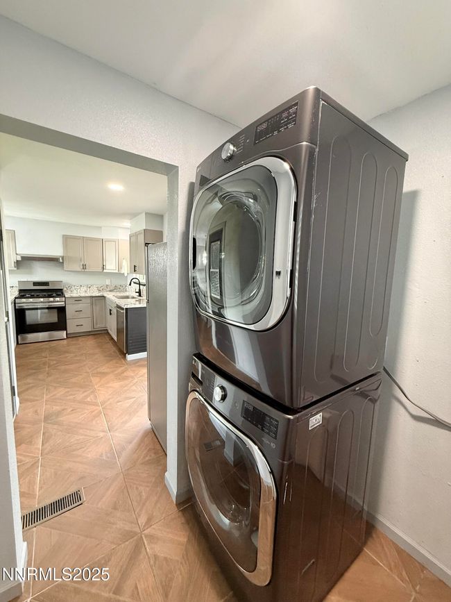 603 Camelot Way, House other with 3 bedrooms, 1 bathrooms and 4 parking in Winnemucca NV | Image 19