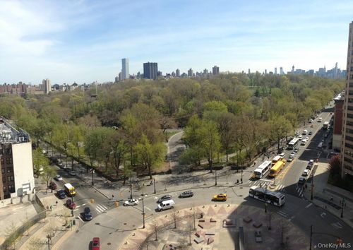 14f-301 W 110th St, New York, NY, 10026-4064 | Card Image